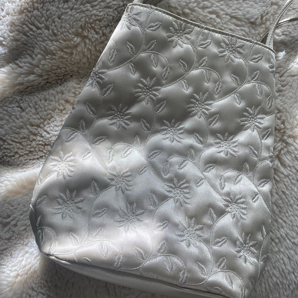 Nine West Bucket Bag - Picture 2 of 3